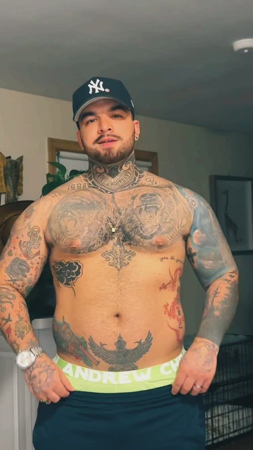 Instagram post by @thiago.morare for Andrew Christian. Caption reads: 🇧🇷🩲 @andrewchristianintl 
-
- #AndrewChristian....