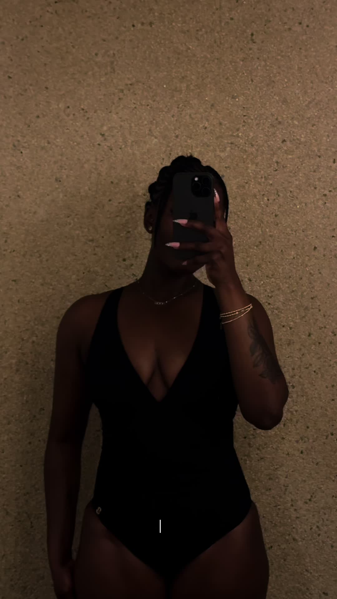TikTok post by @_simplysoola for Shapellx. Caption reads: [...] #tiktokshopfinds #tiktokmademebuyit....