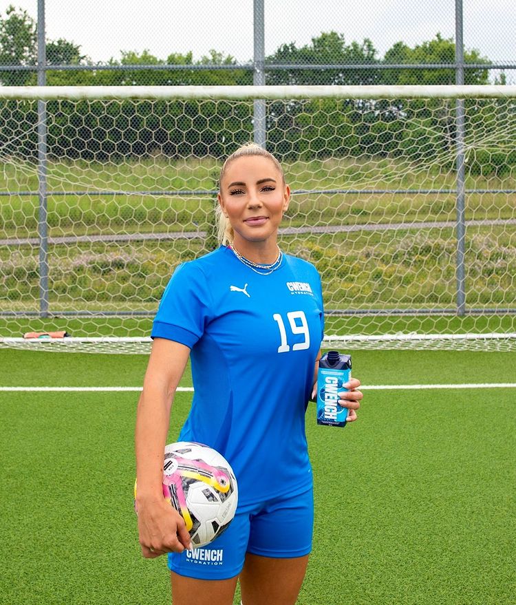 Instagram post by @_adrianaleon_ for CWENCH Hydration. Caption reads: [...] fueled on and off the field with....