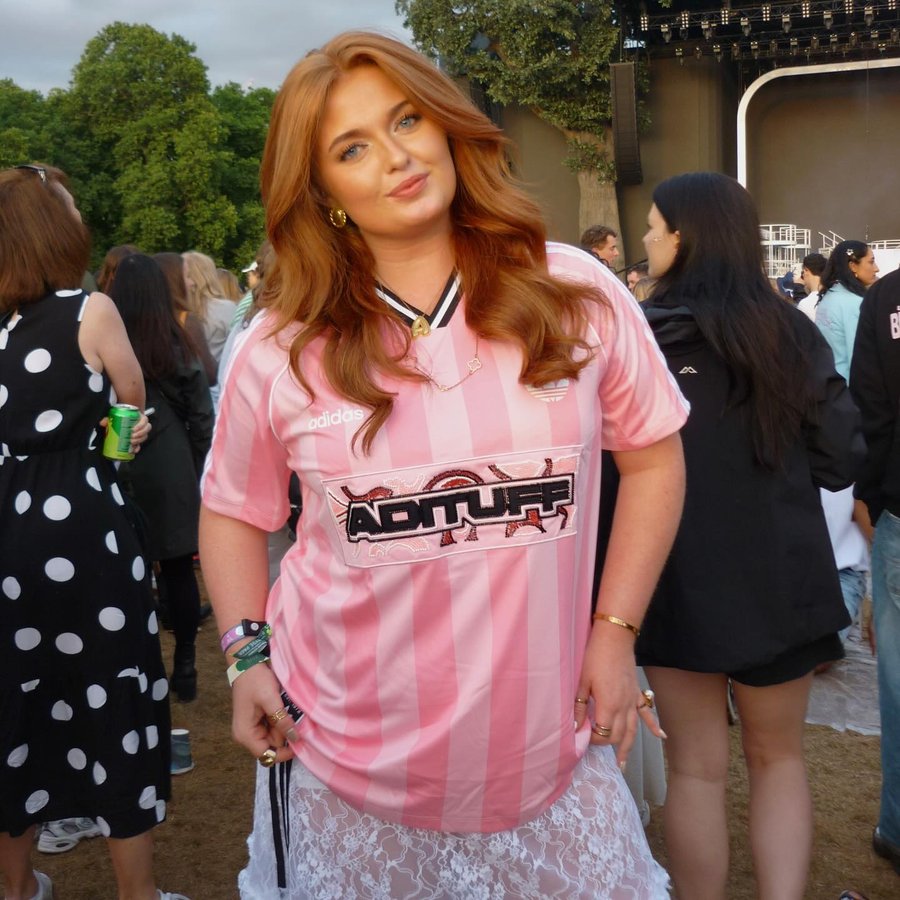 Instagram post by @alexalouisewilliams for Atlantic Records. Caption reads: Ginge really does boogie for a living. 

Maddest....