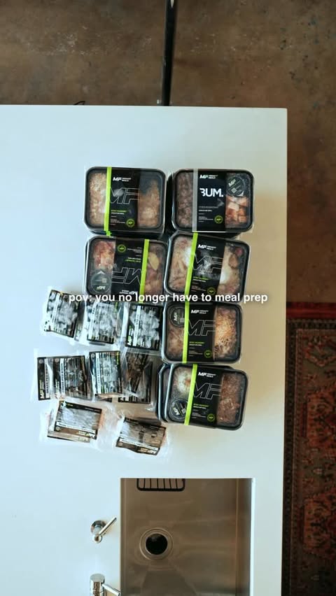 Instagram post by @bennettlooper for Megafit Meals. Caption reads: [...] to announce that I’ve partnered with....