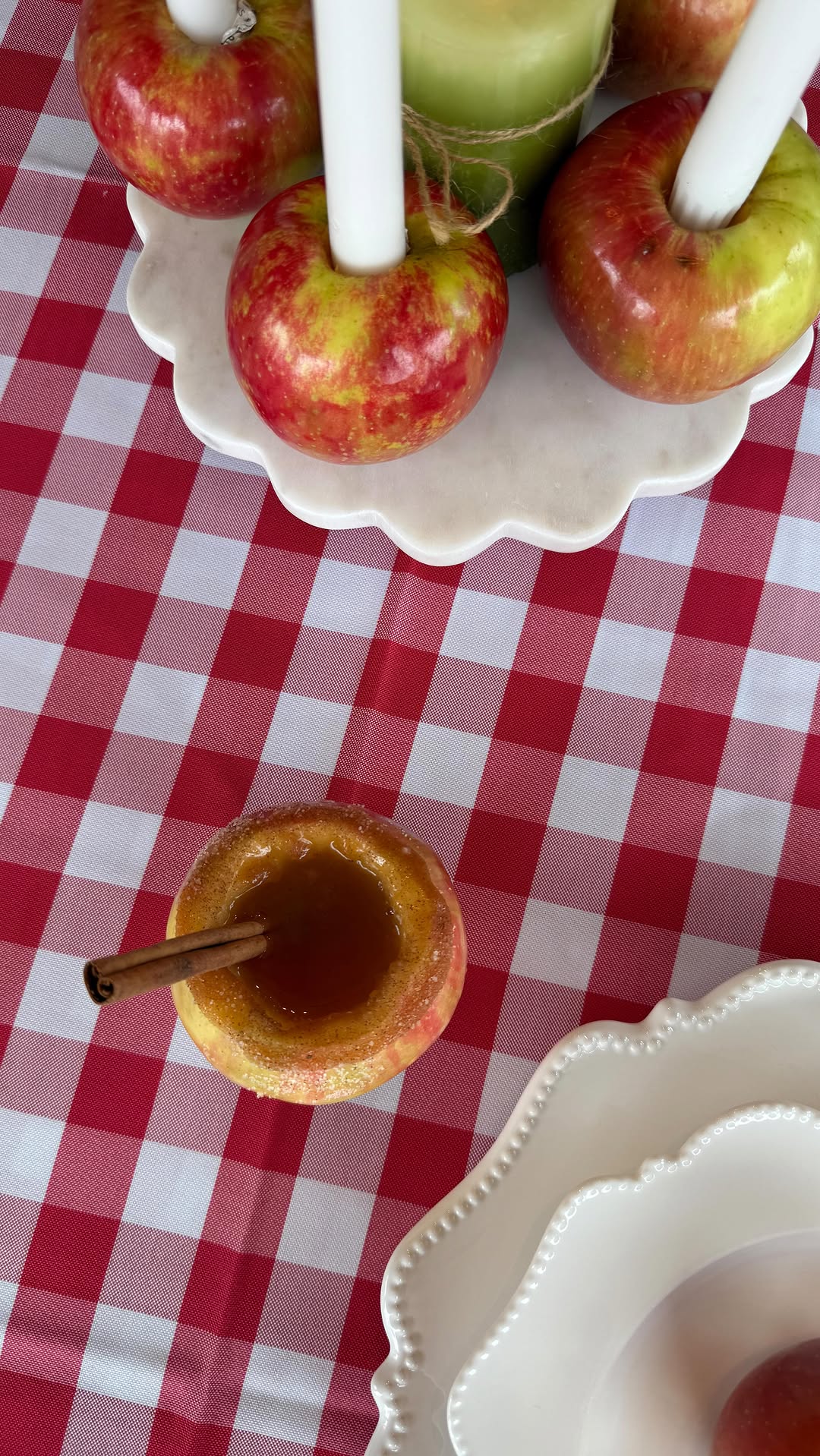 Instagram post by @flipdaddie for STEMforBugs. Caption reads: #STEMPartner An easy and affordable apple themed....