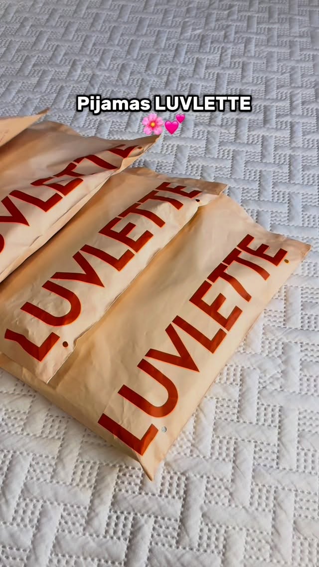 Instagram post by @erialdi_lima for LUVLETTE. Caption reads: Meus pijamas @luvlette

@luvlette 

#LUVLETTE....