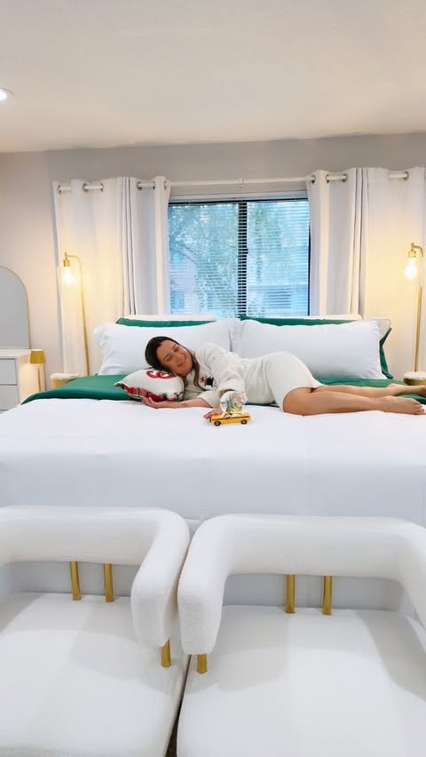 Instagram post by @prifregona for PeachSkinSheets. Caption reads: [...] in the comfort of sheets from....