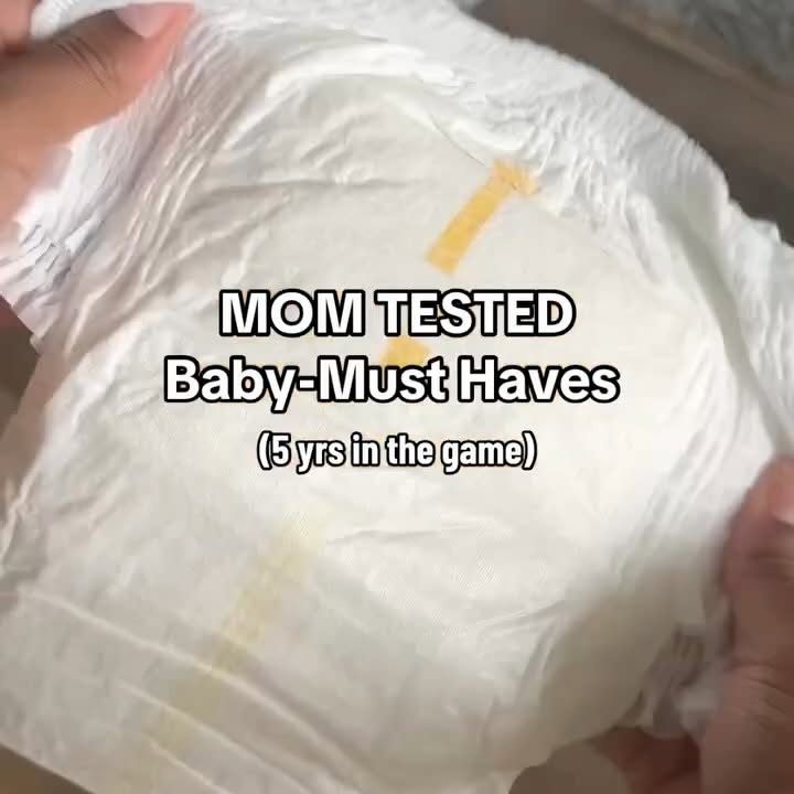 Instagram post by @alexiskristiana for DYPER. Caption reads: [...] I’ve tried a lot of brands, but @get.dyper’s....