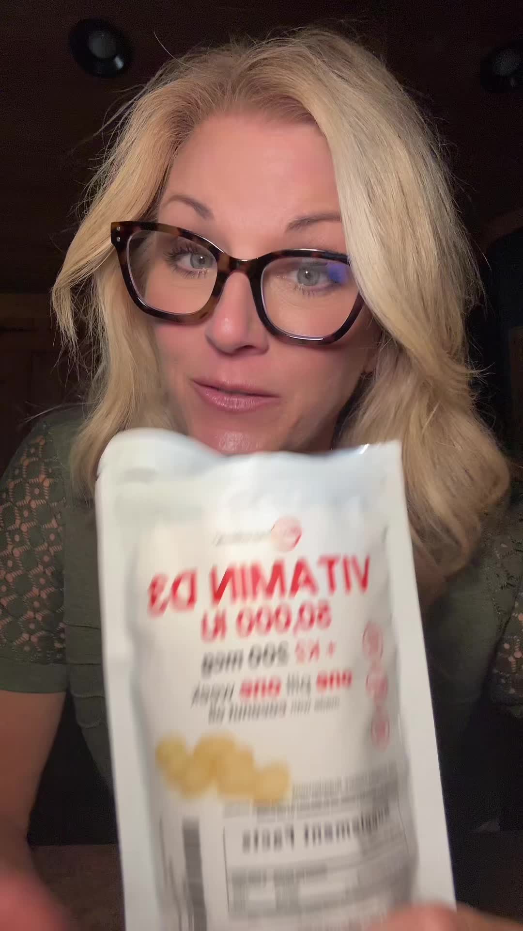 TikTok post by @catgue20 for Micro Ingredients. Caption reads: [...] #calcium #tiktokshopcreatorpicks @Micro....