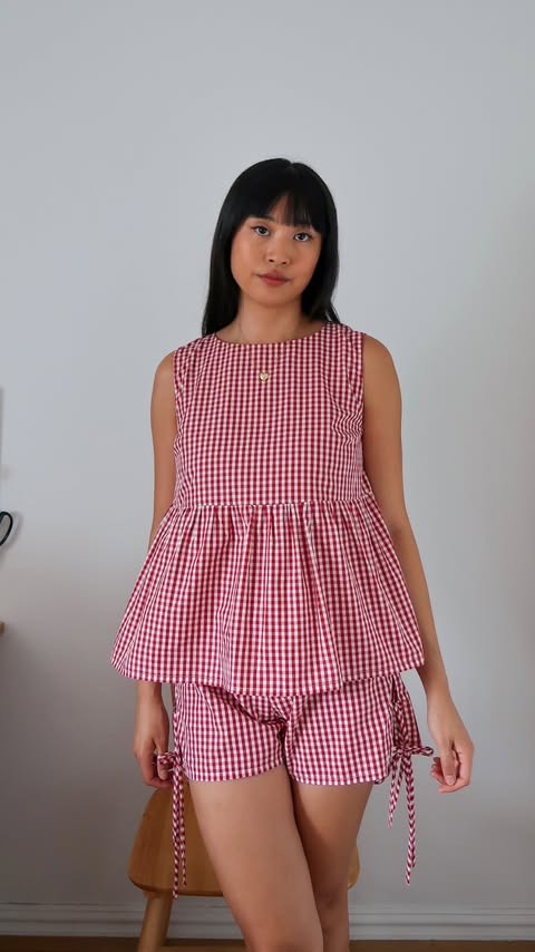 Instagram post by @goodthreadsstudio for The Fabric Store. Caption reads: [...] cotton shirting gifted by....