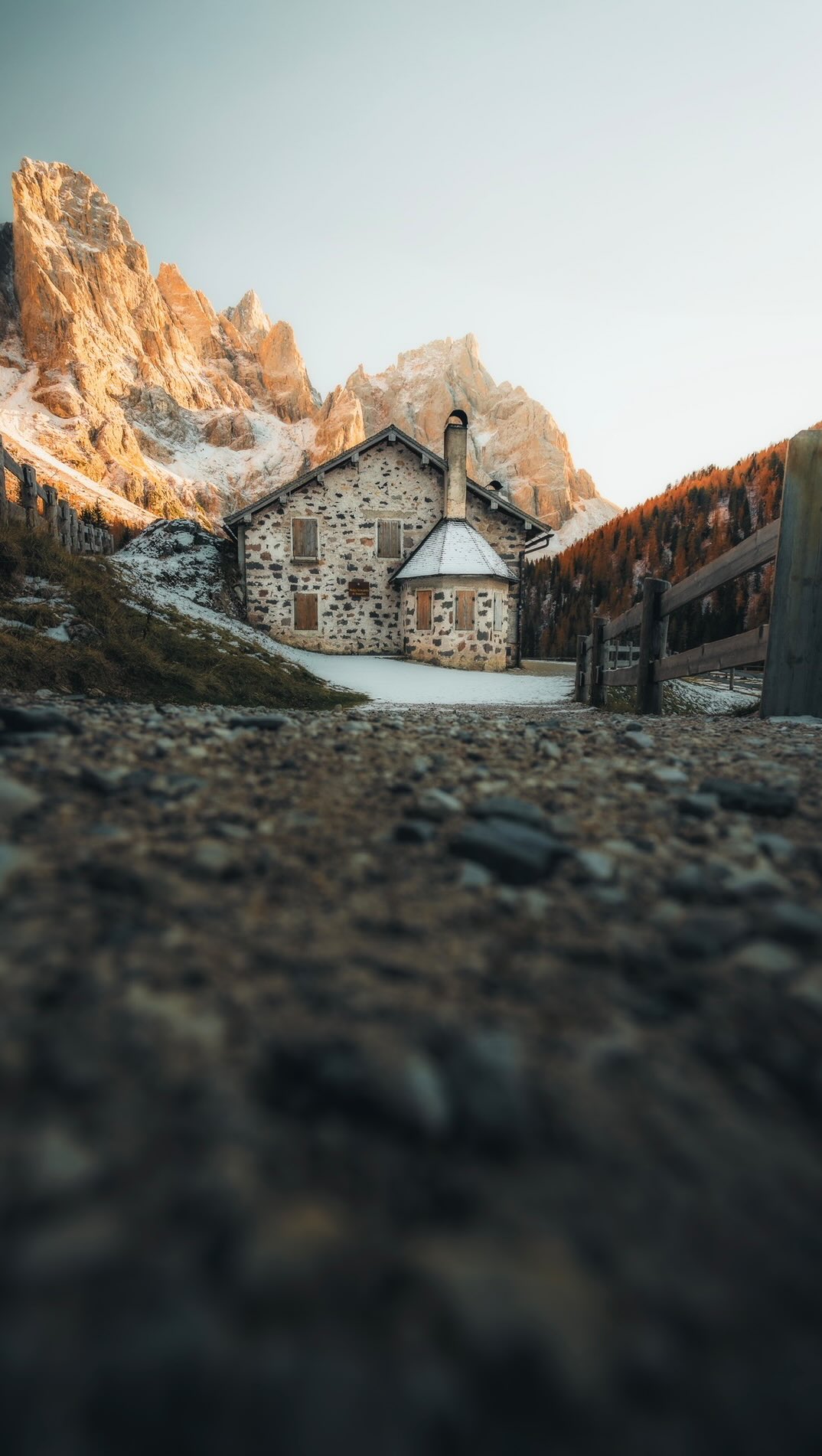 Instagram post by @giuliogroebert for DJI. Caption reads: Anzeige • Easy Gimbal Moves Tutorial....