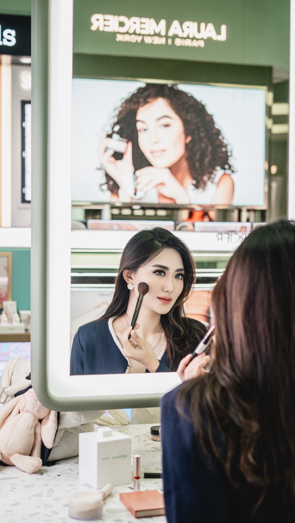 Instagram post by @jsykaaaa_ for bareMinerals. Caption reads: Get Ready With Miss Maestro ✨ 

join 15 minutes....