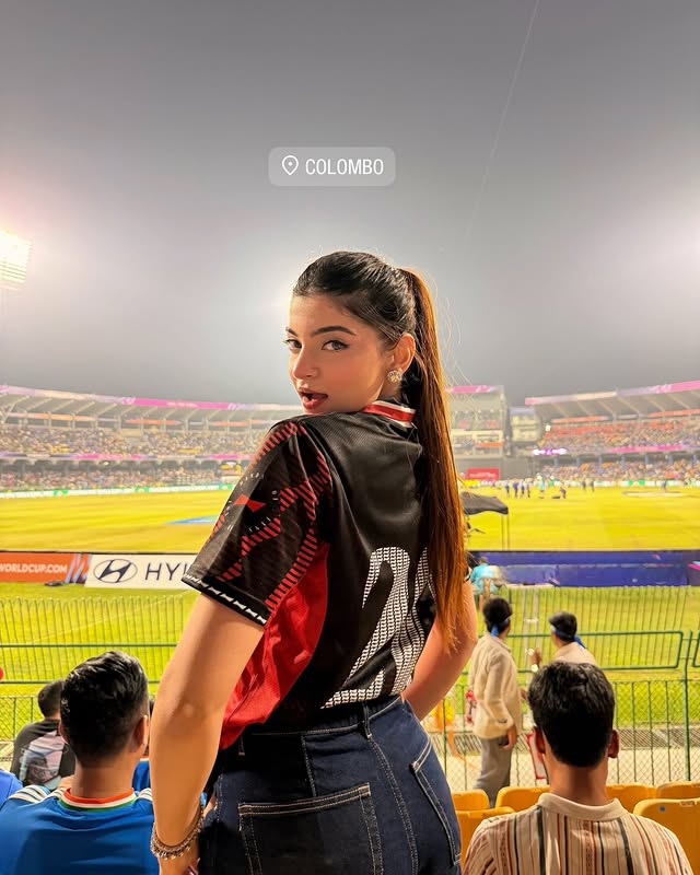 Instagram post by @ilishask for Budweiser. Caption reads: our own super bowl⭐️ #BudweiserIndia....