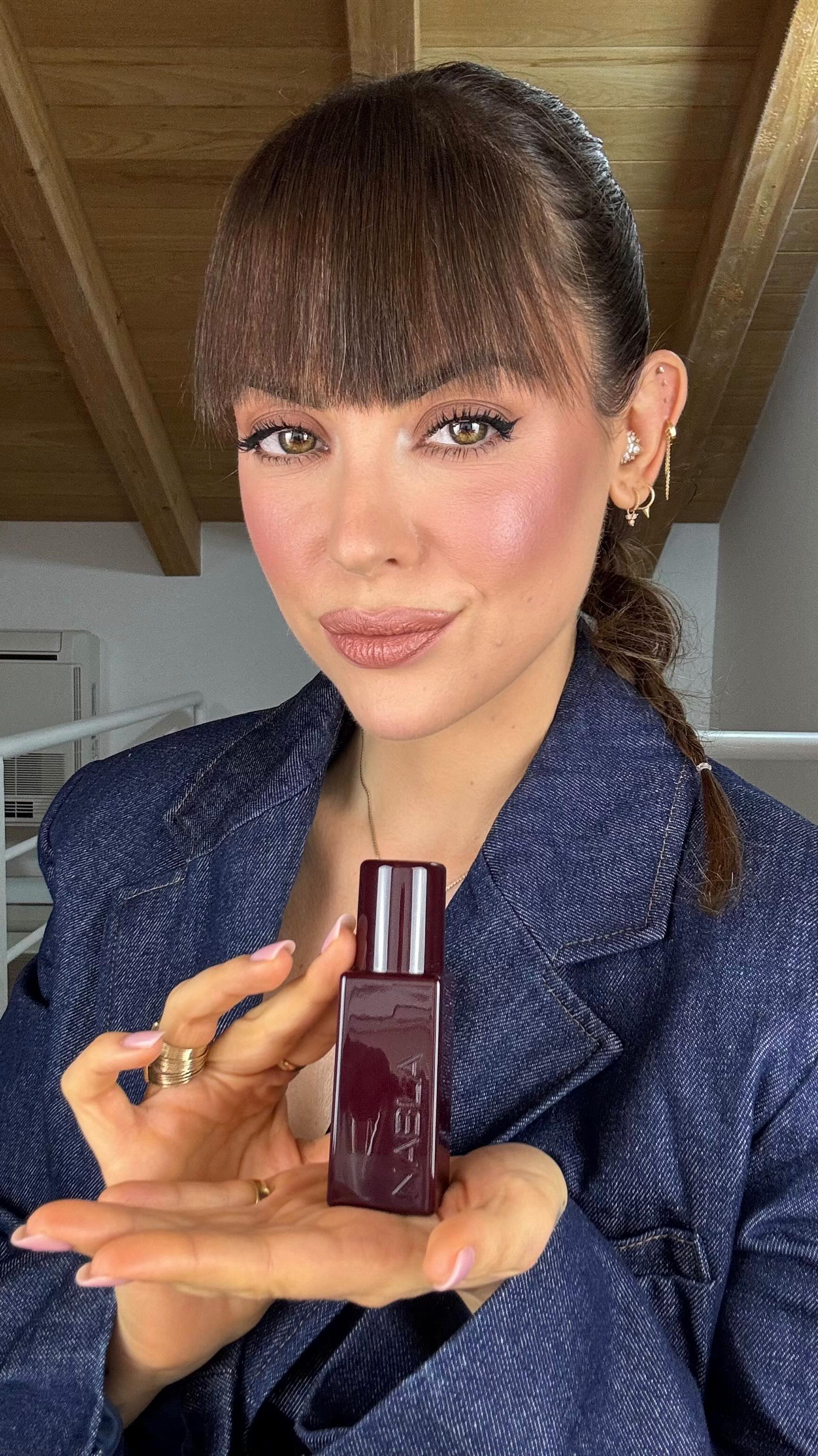 Instagram post by @giuliasinesi for NABLA Cosmetics. Caption reads: Art Of Skin Foundation Stick by @nablacosmetics
Ad.