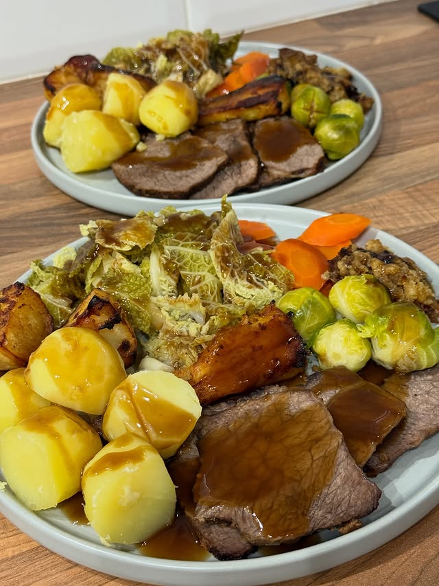 Instagram post by @mo_sw_diamond_target_member for Slimming World. Caption reads: [...] time to chill & watch a movie 🎬 💎....