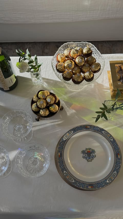 Instagram post by an influencer for Ferrero Rocher USA. Caption reads: [...] the new year with @ferrerorocherusa – Let’s....