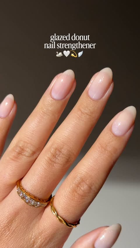 Instagram post by @bycheznails for ohora. Caption reads: effortlessly chic nails using @ohora_usa’s nail....