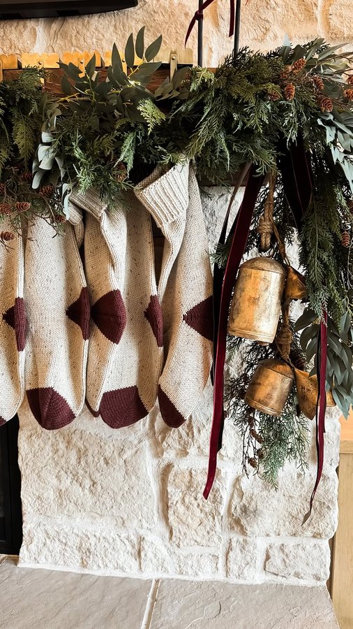 Instagram post by @themassonco for LUXOME. Caption reads: [...] gifts? 🎁 I’ve got you covered! 🎉 @luxome ....