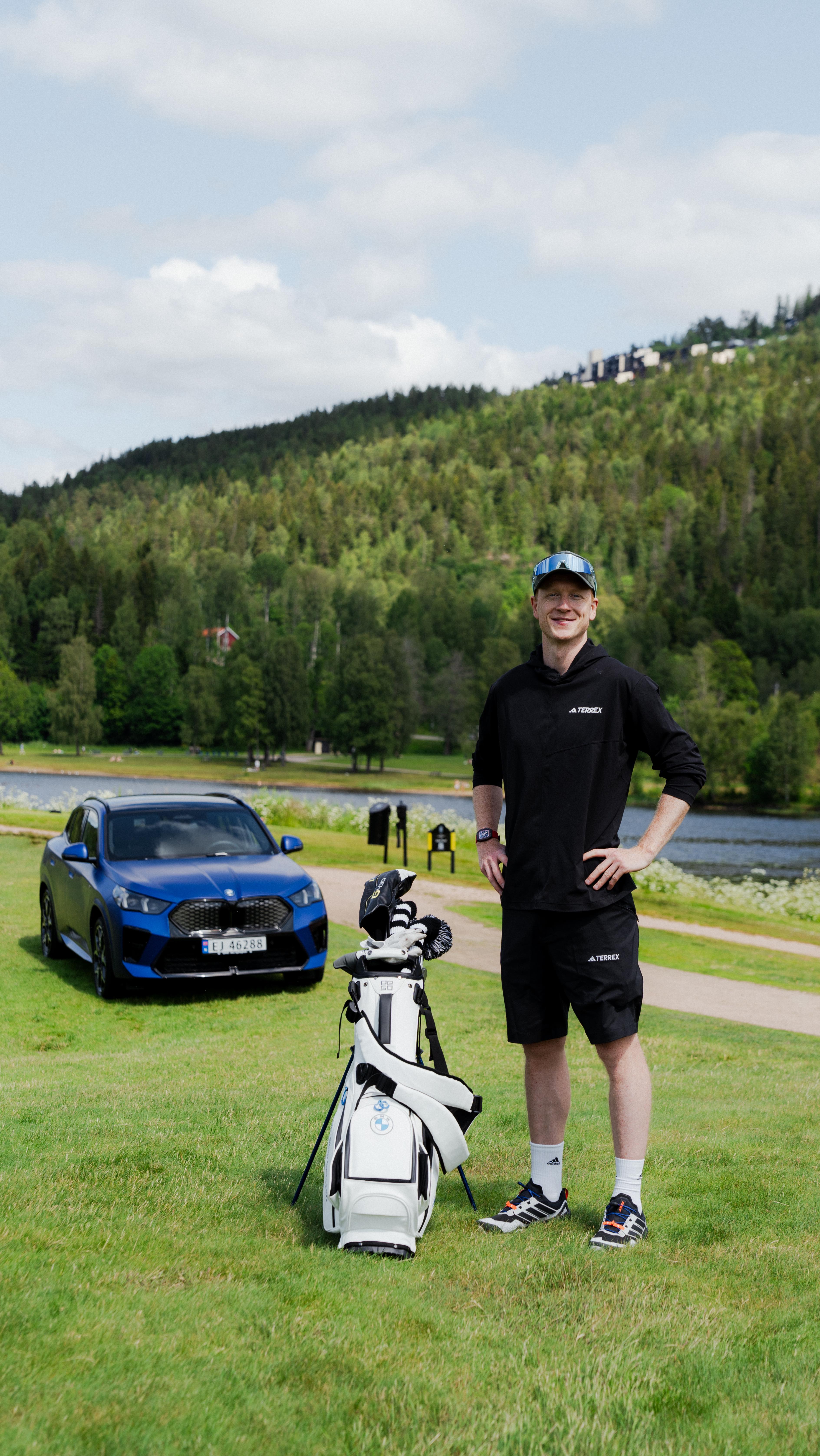 Instagram post by @johannesbo for BMW. Caption reads: Johannes prøver seg på BMW Hole-in-One Challenge....