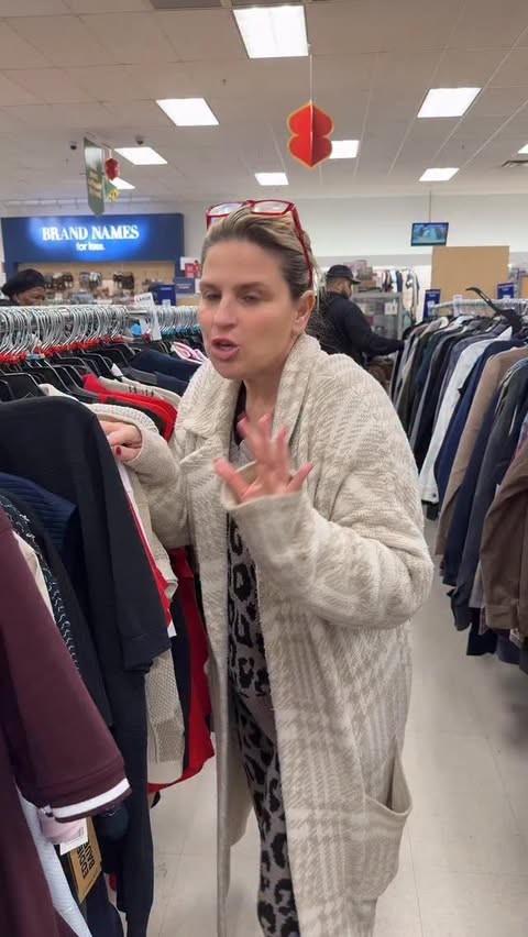 Instagram post by @cucinapalermo_rita for Marshalls. Caption reads: @marshalls vlog! 🛍️.