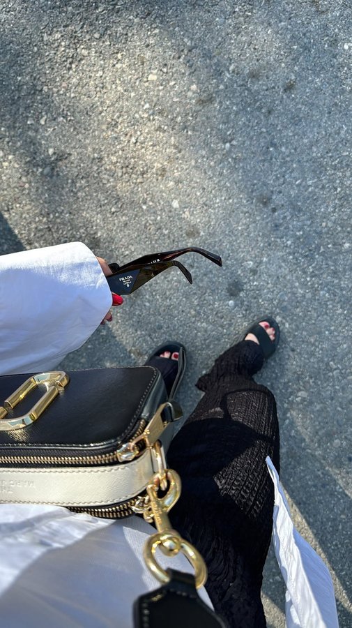 Instagram post by @helan.hadi for Brandheroes. Caption reads: Advertising” In paid collaboration with....