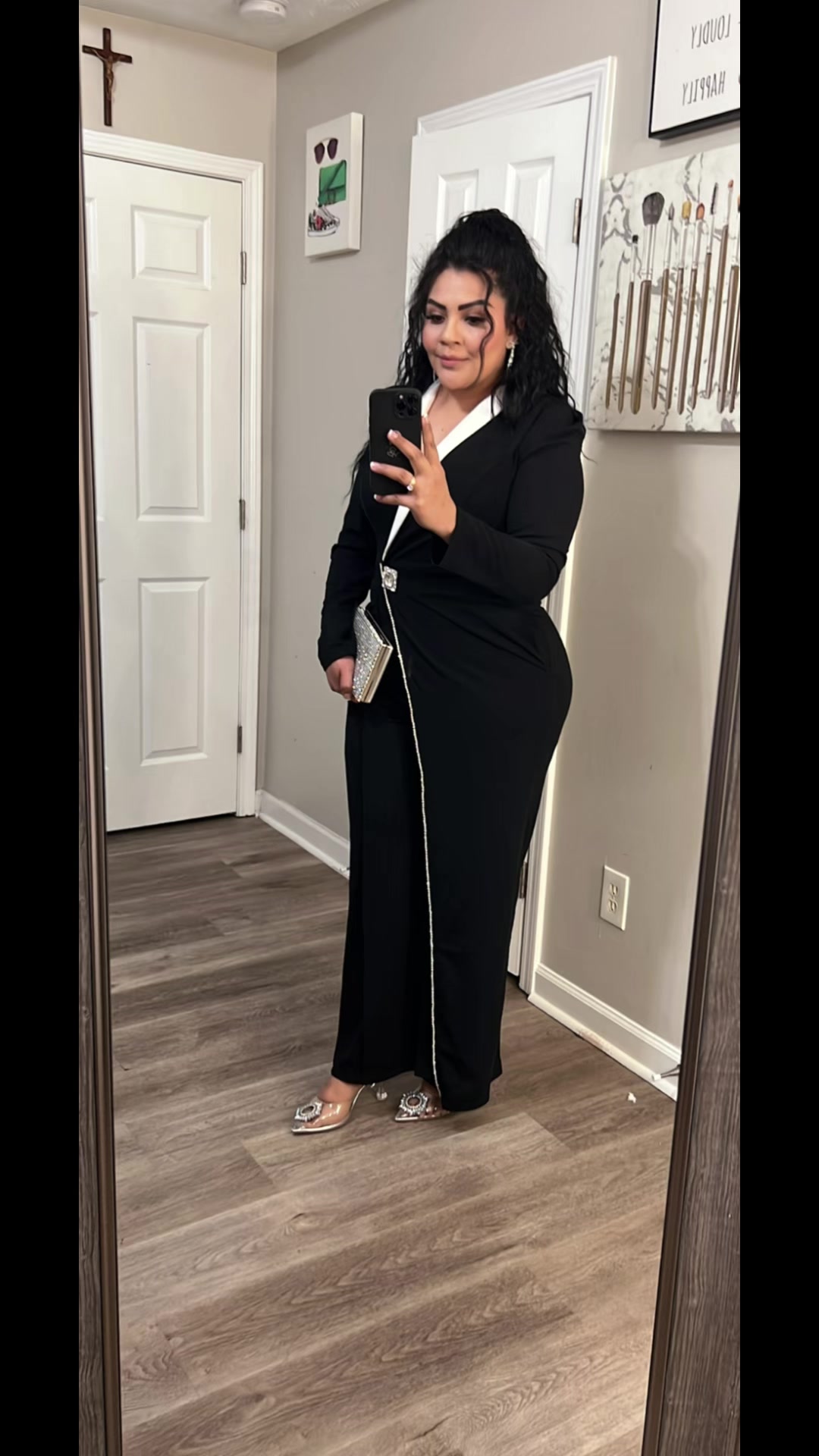 TikTok post by @gladisrv2 for ChicMe. Caption reads: [...] #viral #fyp #fashiontiktok #style....