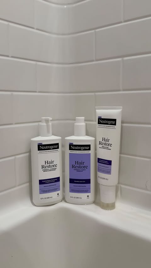 Instagram post by @itsdavianaa for Neutrogena. Caption reads: #neutrogenapartner In my “getting my hair fuller....