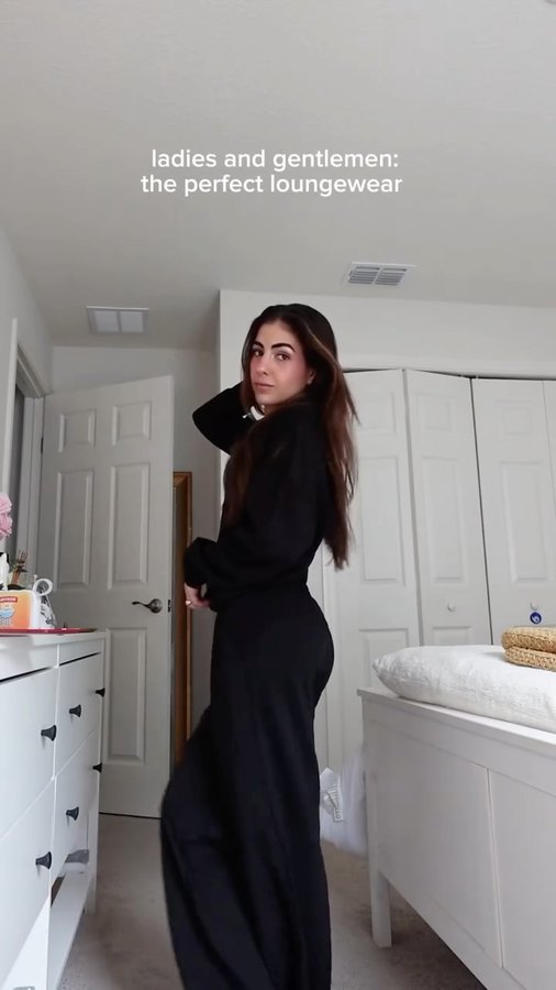 Instagram post by @m.a.r.y.l.u for Pinspark. Caption reads: Cozy day vibes with my favorite little companion!....