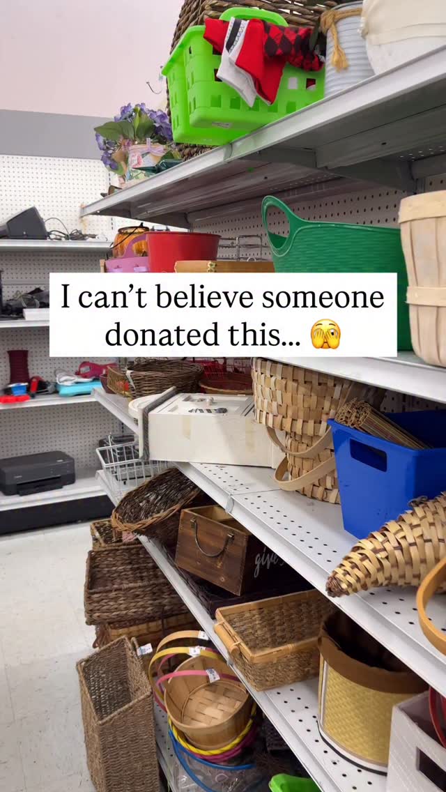 Instagram post by @breeyashade for Wagner SprayTech. Caption reads: It looks so much better now! 😍 | ad 

I found....