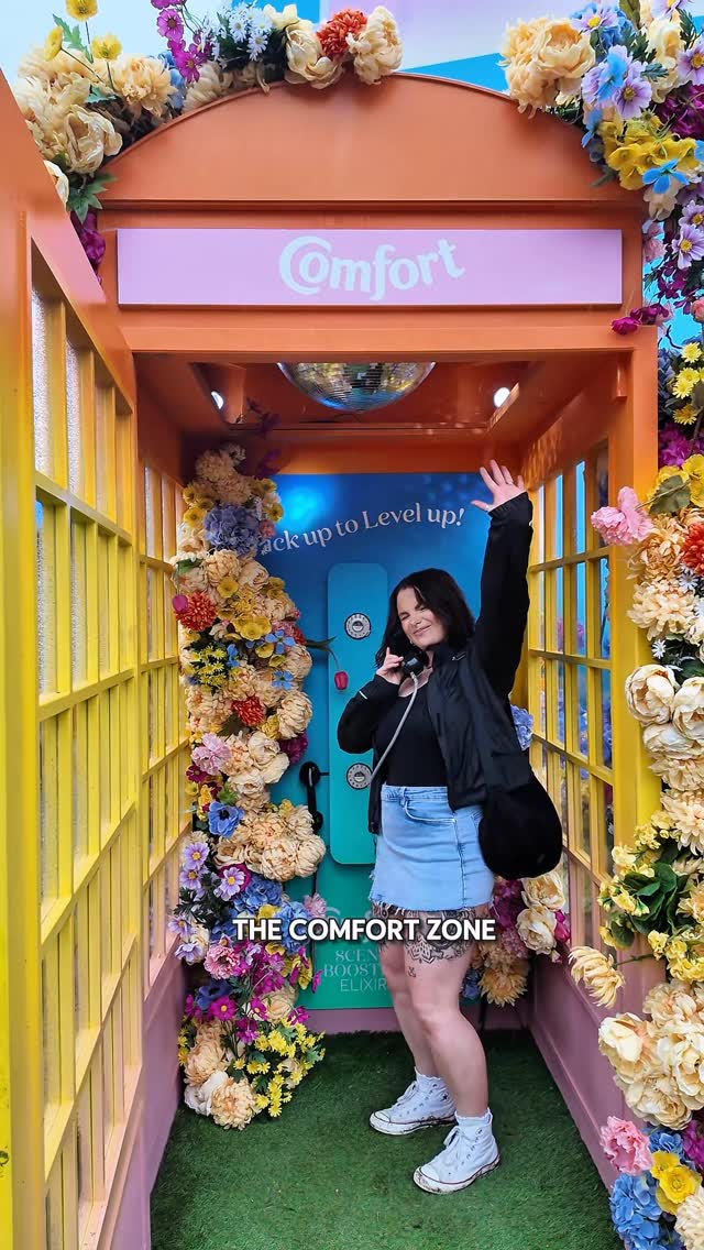 Instagram post by @mrsgracemcguire for Cleanipedia. Caption reads: AD @comfortuk made festival life #NextLevelFresh !....