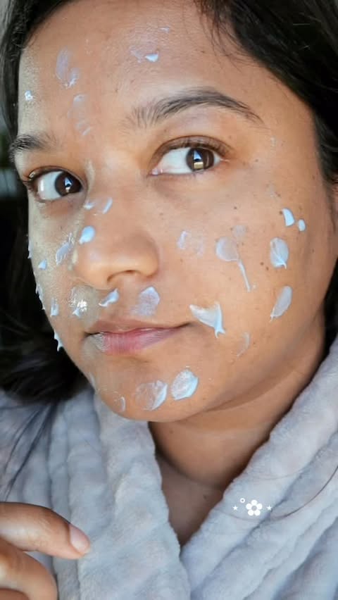 Instagram post by @makeupandmeena for Dear, Klairs US. Caption reads: #advertising Perfect ultimate ultra moisturizing....
