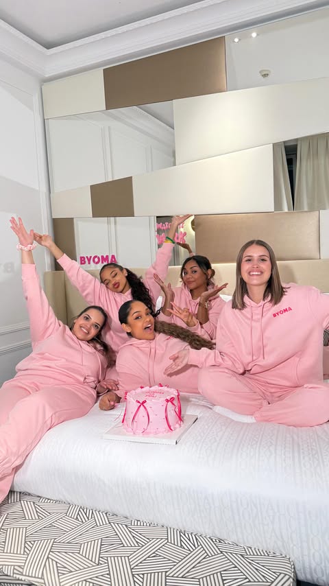 Instagram post by @layanne.bch for BYOMA. Caption reads: Eh ouiii 🥹🥰💖🌸 @byoma on vous aime ✨✨....