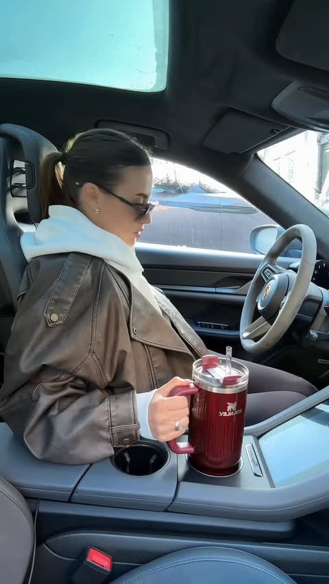 Instagram post by @lucywatson for Stanley 1913. Caption reads: the excitement of the festive season doesn’t stop....