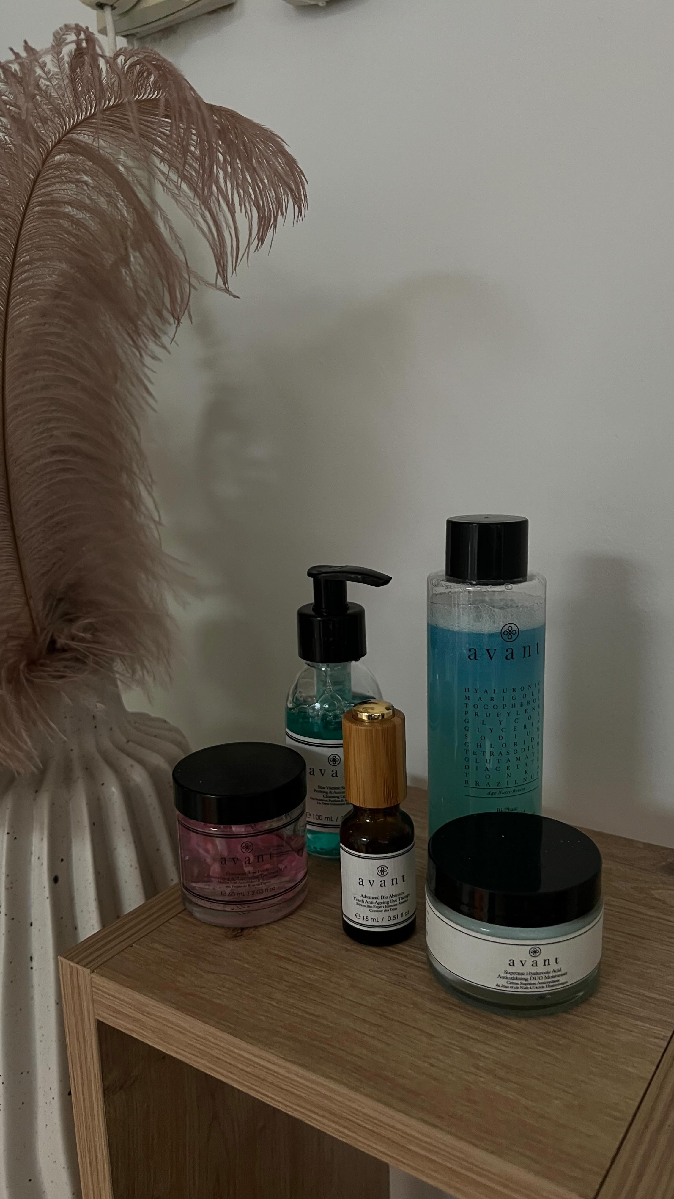 Instagram post by @chiaraking for Avant Skincare. Caption reads: [...] is my current skincare routine plus....