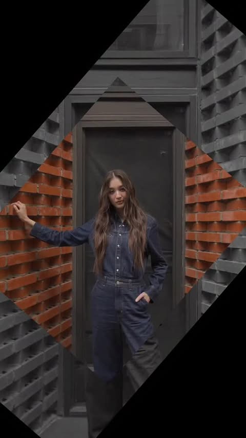 Instagram post by @view.benyapa for Levi's. Caption reads: [...] saved this one for @mim.rattanawadee....