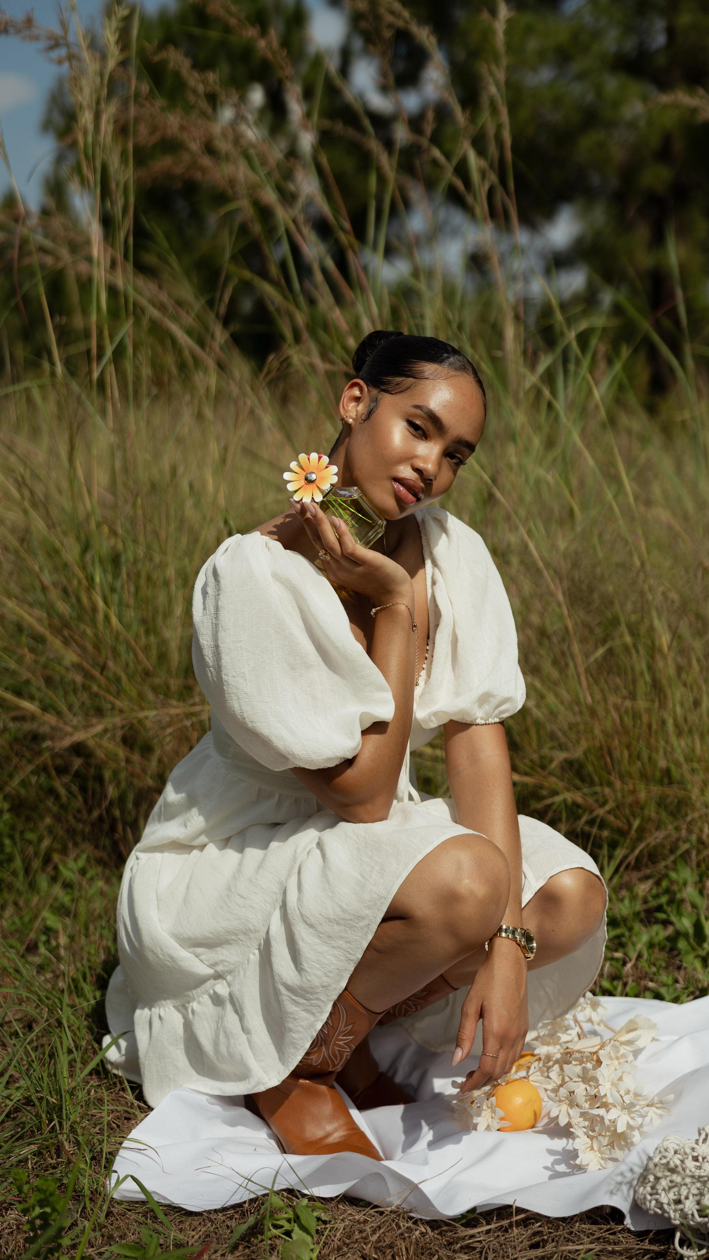 Instagram post by @tatummacalagh_ for Edgars. Caption reads: [...] it 🩷🌾 @marcjacobsfragrances @edgarsbeauty....