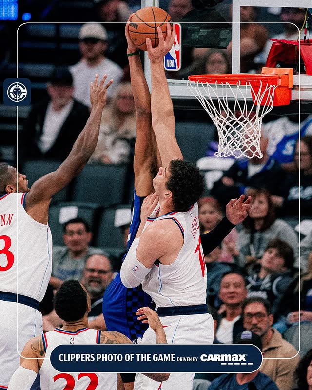 Instagram post by @laclippers for CarMax. Caption reads: [...] 🚫✋ 📸 Photo of the Game driven by @carmax.