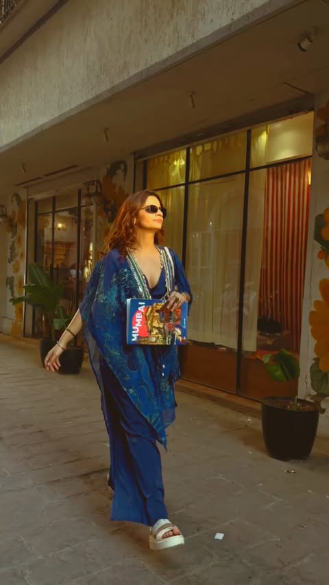 Instagram post by @sakshigupta_tcw for Airbnb. Caption reads: [...] solo 🔅🫶
Thought I knew this city, but....