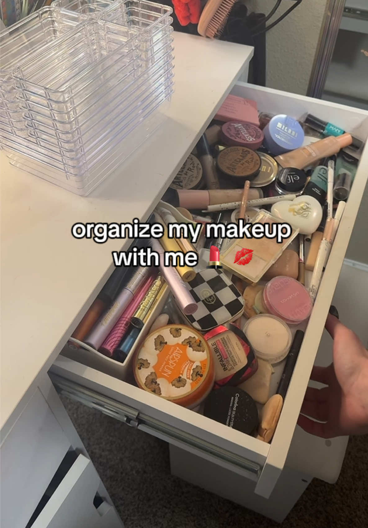 TikTok post by @cengland2003 for Lifewit. Caption reads: [...] sanity🫠 my makeup was just everywhere....