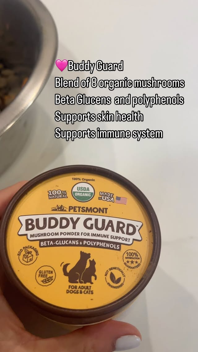 Instagram post by @harleythegoldengirl for Petsmont. Caption reads: We got a chance to try @petsmont buddy guard....