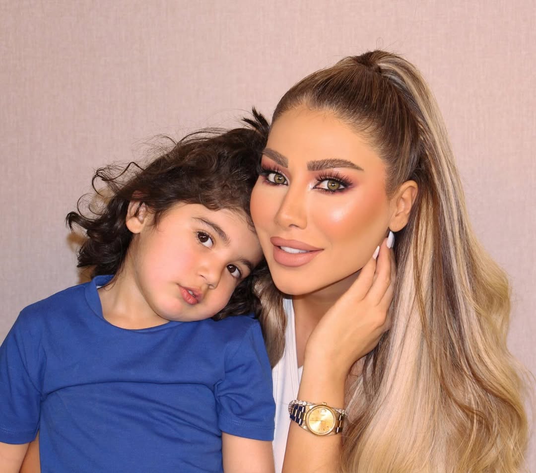 Instagram post by @lamaalrahwanji for The Giving Movement. Caption reads: هي الصورة من رمضان أخدنا كم لقطة انا و أدومي وقت....