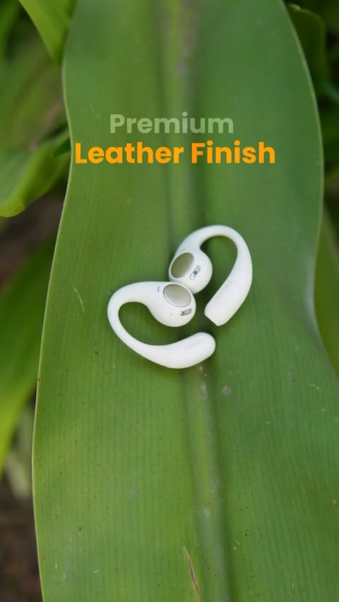 Instagram post by @finetech.co for Noise. Caption reads: Meet the Never-Drop Earbuds - Noise Pure Pods 2🔥....