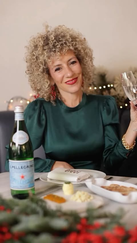 Instagram post by @georgianna_hiliadaki for Sanpellegrino. Caption reads: #ad 
I’ m ready for Christmas 🎅 🎄and so is my....