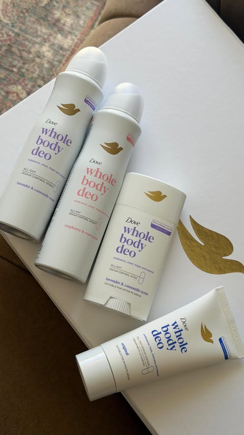 Instagram post by @maritajotes for Dove. Caption reads: [...] Ανακάλυψε κι εσύ τη νέα σειρά αποσμητικών....