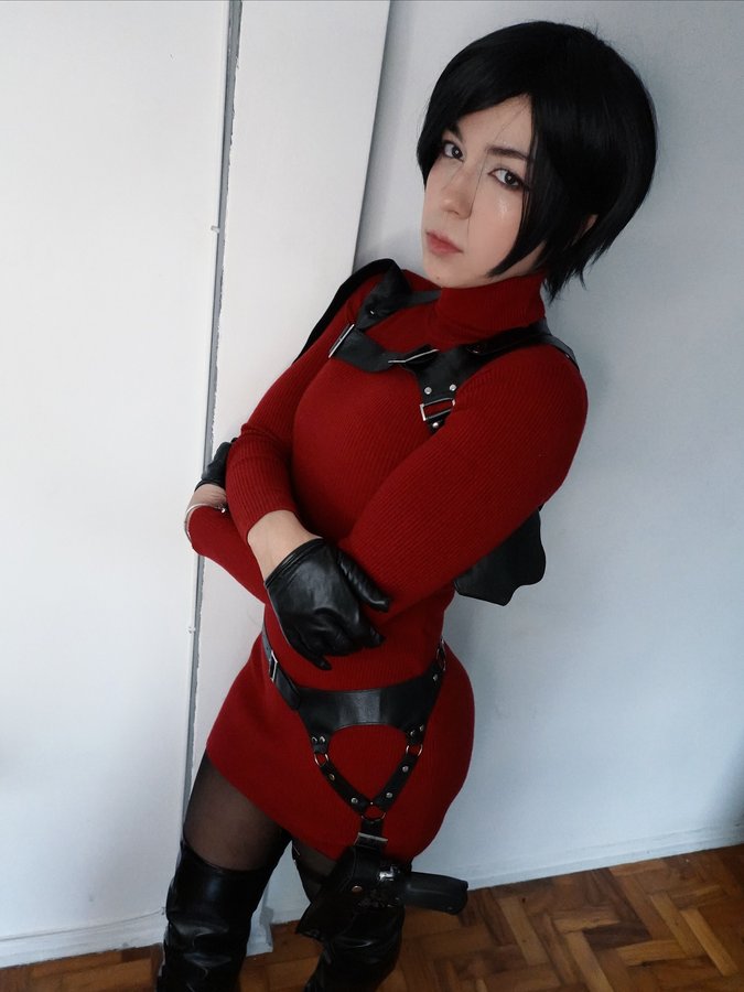 Instagram post by @nerokowu for dokidokicosplay. Caption reads: [...] Wong 🤫

Full cosplay costume from....