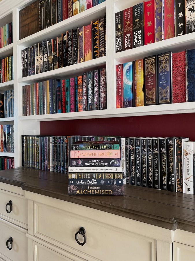 Instagram post by @xenatine for Putnam Books. Caption reads: What genre are you currently reading and is it....