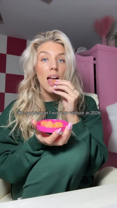 Instagram post by @hunternmaxson for Create. Caption reads: [...] cherry, green apple and peach! 🩷 .....