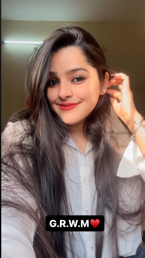 Instagram post by @twirl_with_looks for Belora Cosmetics. Caption reads: Here’s my look using @beloracosmetics makeup....