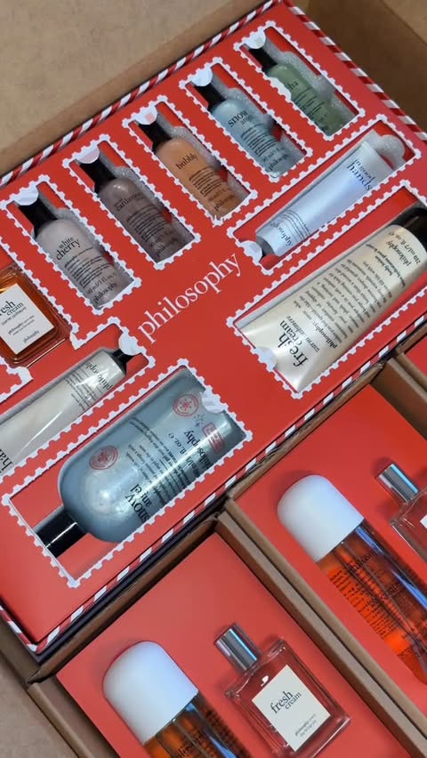 Instagram post by @akayliaart for philosophy. Caption reads: Still in shock because @lovephilosophy really went....