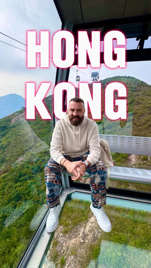 Instagram post by @nouryasinart for Discover Hong Kong. Caption reads: [...] done thanks to @dnataTravel and....