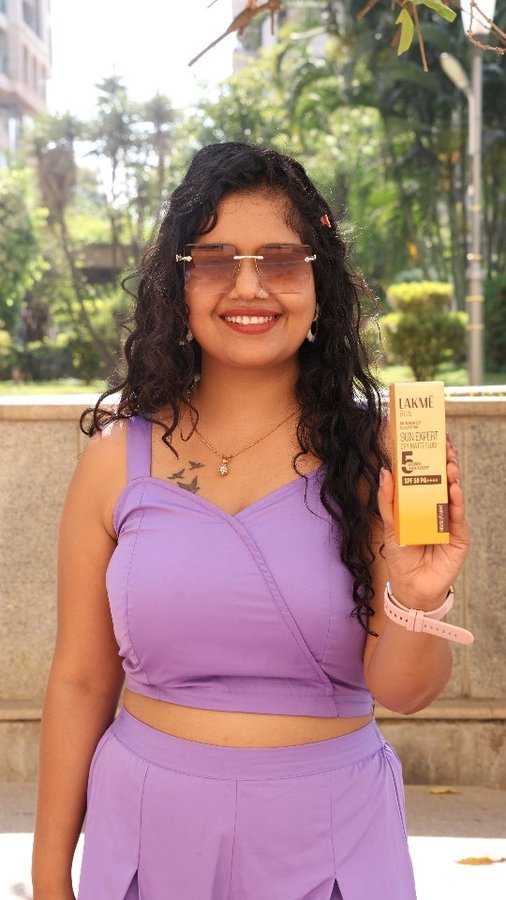 Instagram post by @diksh.diaries for Viral Pitch. Caption reads: #AD Light as air, strong as SPF 50! The Lakme Sun....