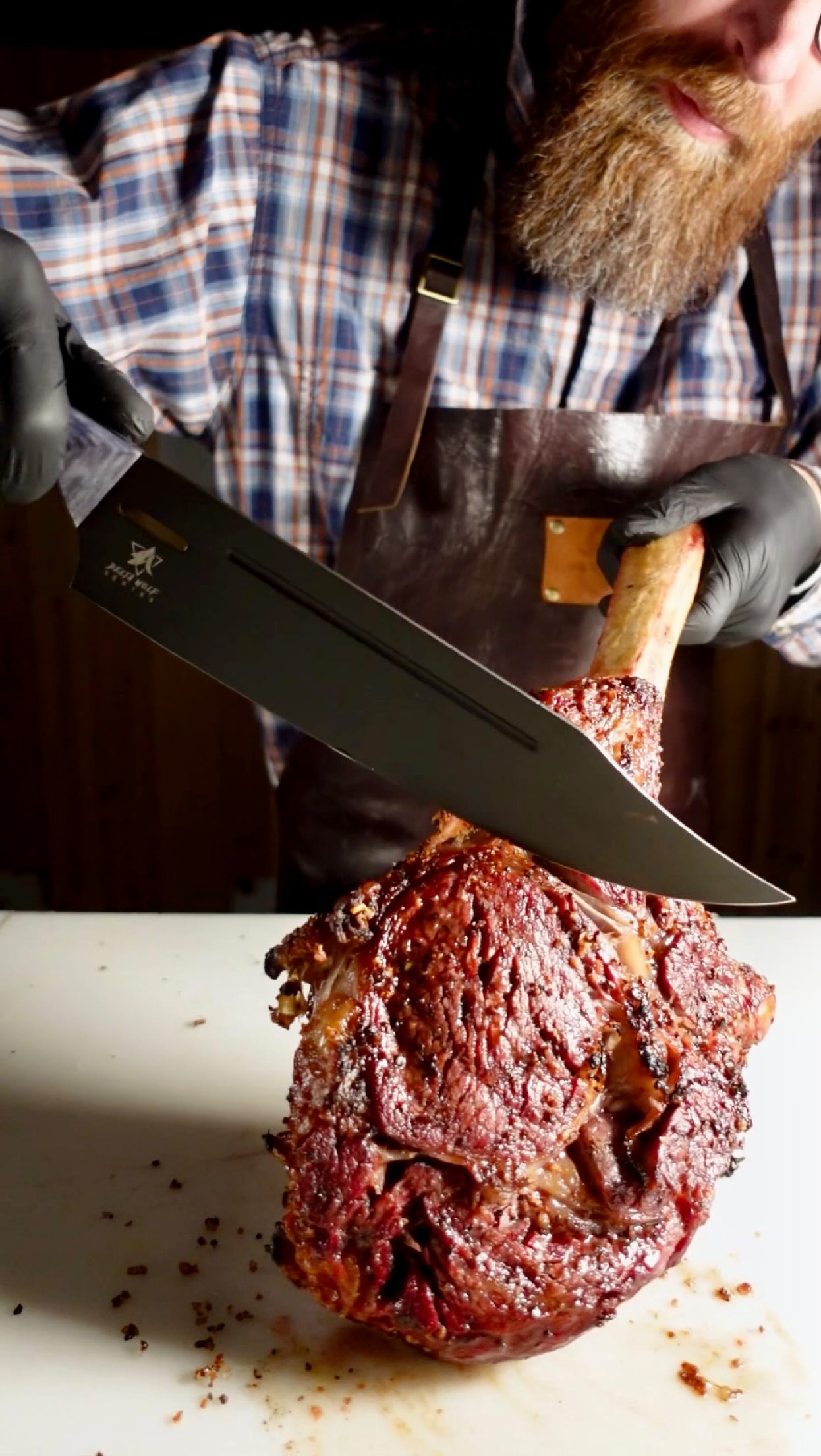 Instagram post by @rightwaybbq for Dalstrong. Caption reads: What does a Tomahawk Steak sound like? 🤔🥩

The....