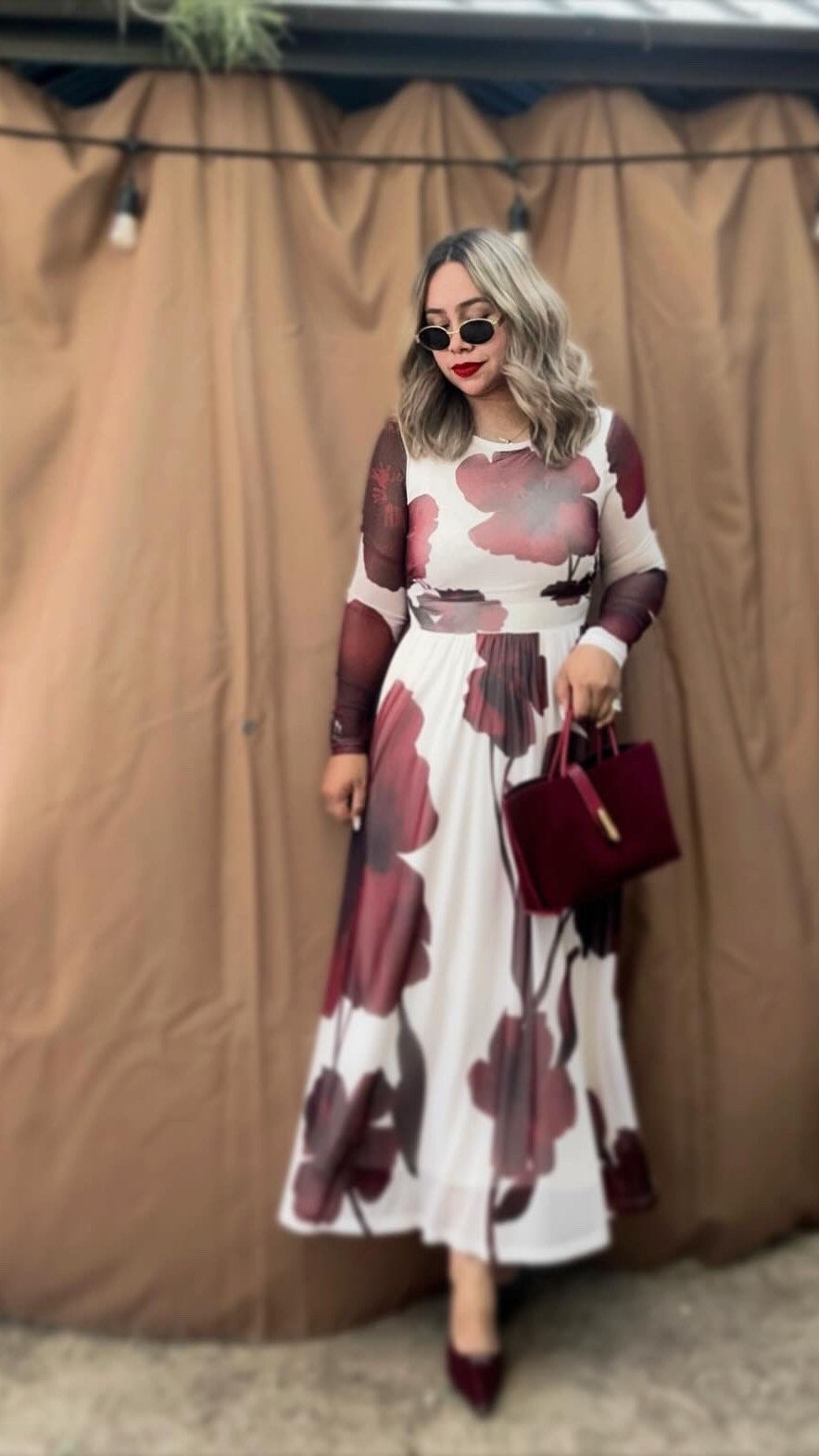 Instagram post by @klaudiiabeautystyle for Merokeety. Caption reads: [...] ✨🍂🍁
What is hot fave? 🤍🔗 All link in my....